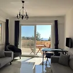 Ay Isigi アパート