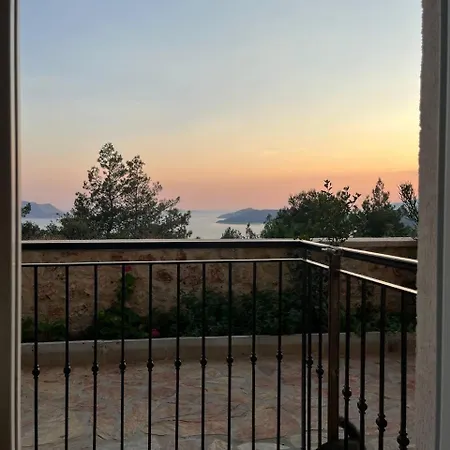 Apartament Ay Isigi *
