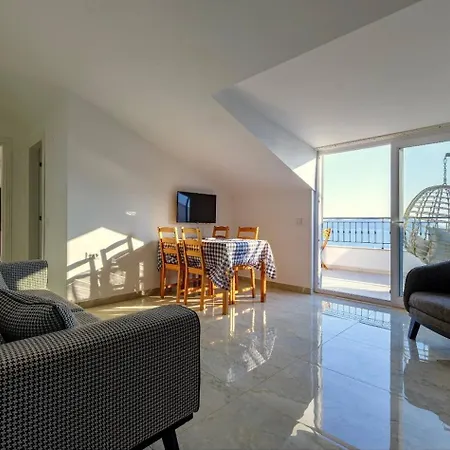 Apartment Ay Isigi Kaş