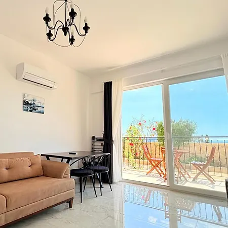 Apartament Ay Isigi *