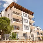 Apartament Ay Isigi *