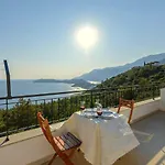 Apartament Ay Isigi Kaş