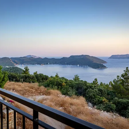 Ay Isigi Kaş